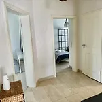 3 Avec Salon Et Terrasse 아파트 *