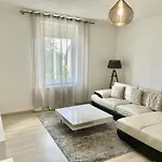 3 Avec Salon Et Terrasse