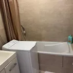 3 Avec Salon Et Terrasse 아파트