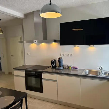 Apartamento 3 Avec Salon Et Terrasse *