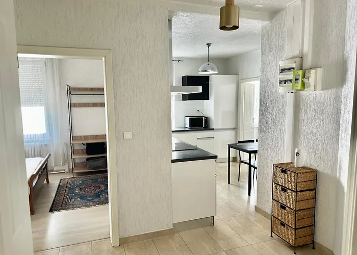 Lägenhet F4 Meuble *